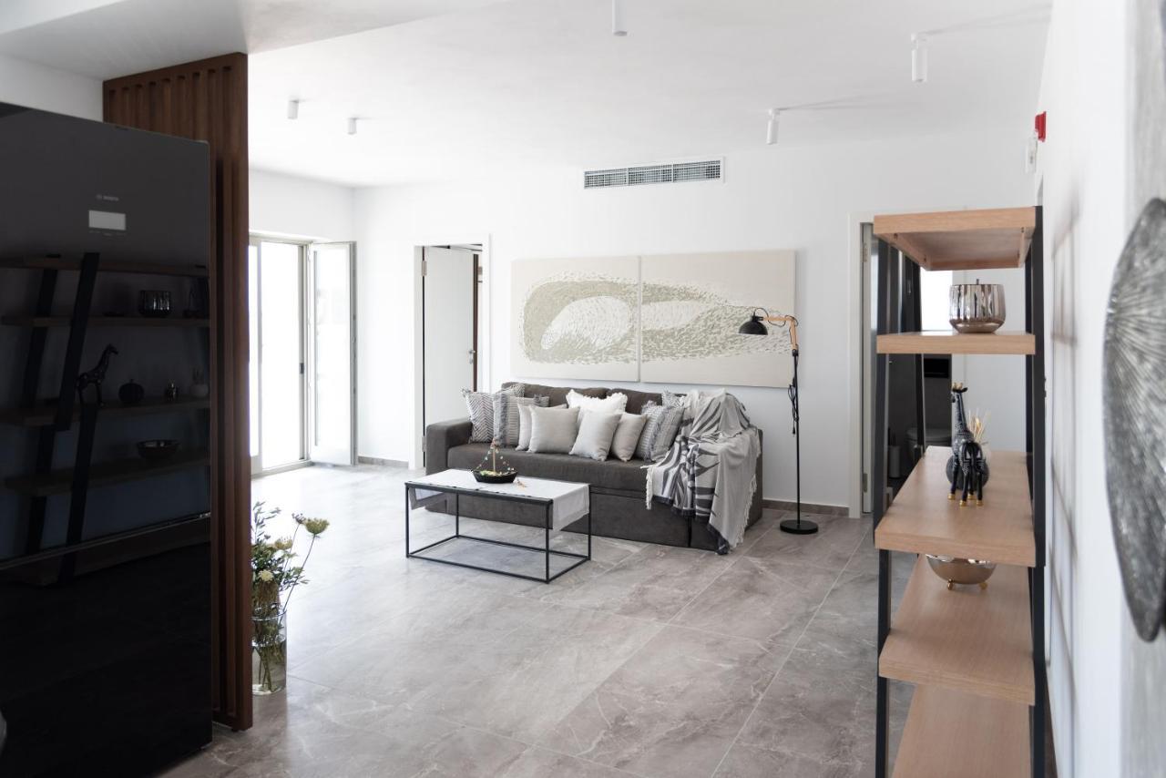 Golden Bay Luxury Villas And Suites Hriszí Aktí Kültér fotó